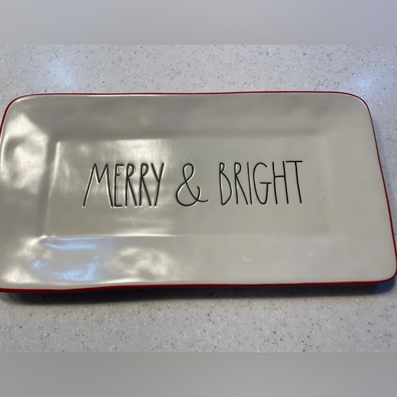 Rae Dunn merry & bright red rimmed serving plate - Picture 1 of 1